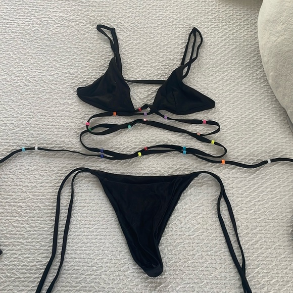Colorful Beaded Bikini Top – Fun Costume For Halloween, Festivals, Parties & Photo Shoots